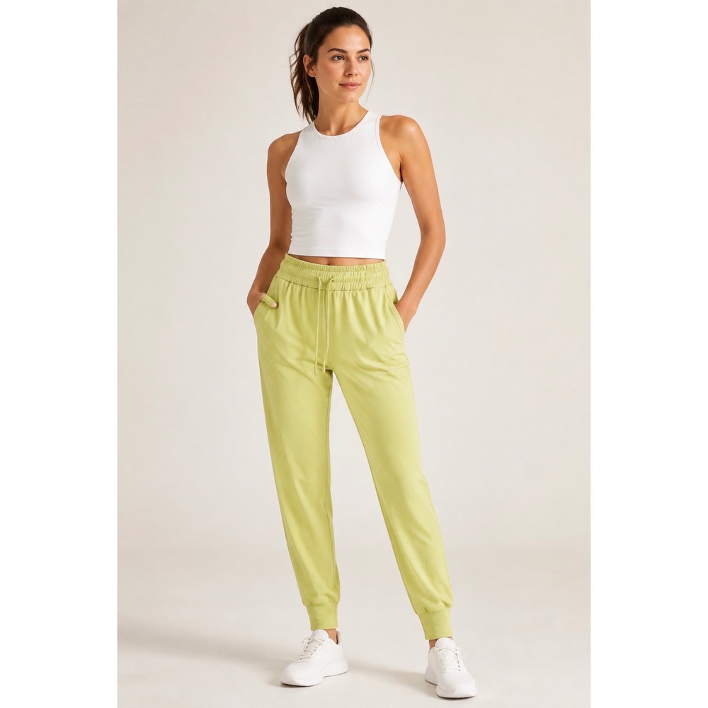 Lululemon Stretch High-Rise Full
Length joggers finch yellow 8 Athleisure sport